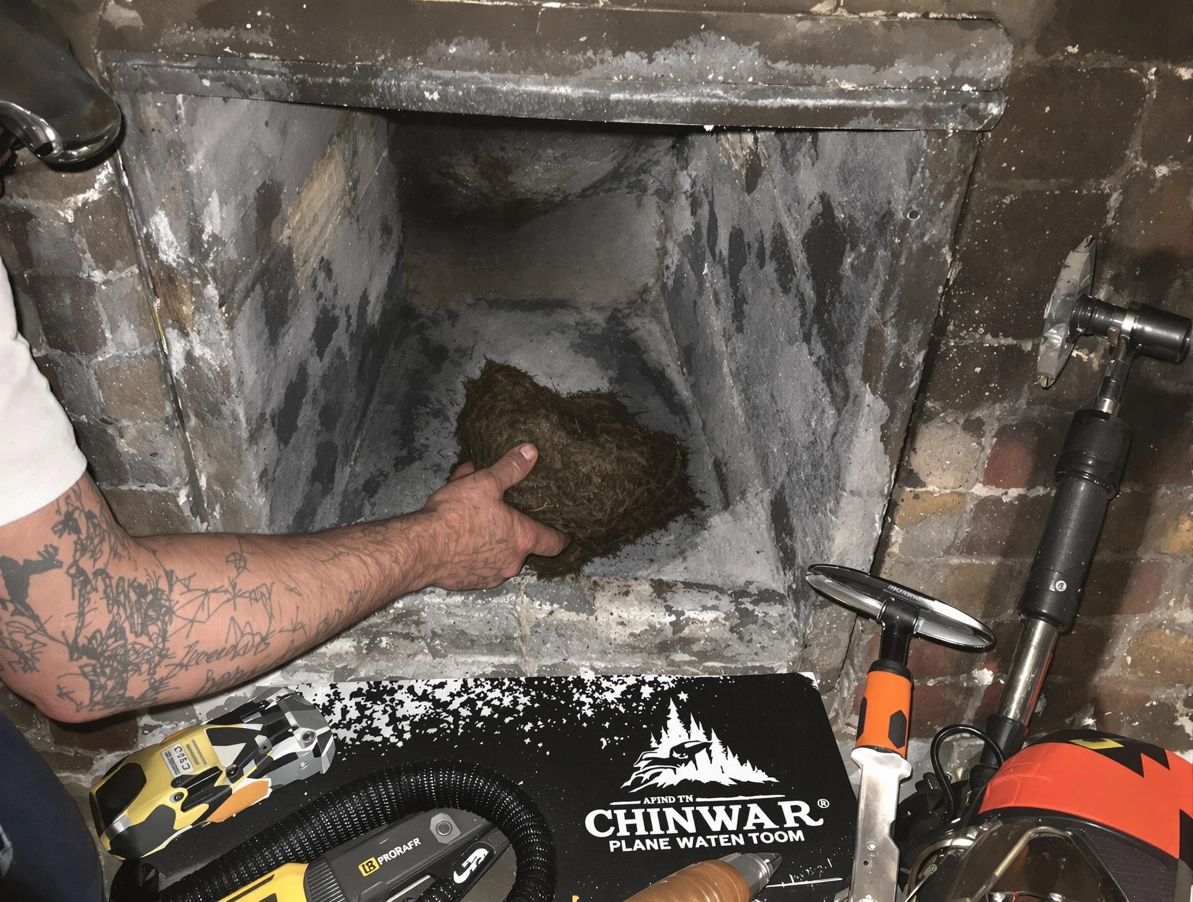 Scottsdale Chimney Sweep safely removing debris and screening chimney in Scottsdale, AZ